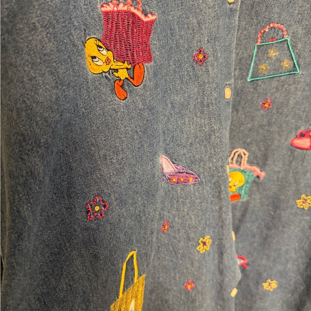 Vintage Warner Bro Studio Tweety Bird Denim Button Up - Picture 2 of 7